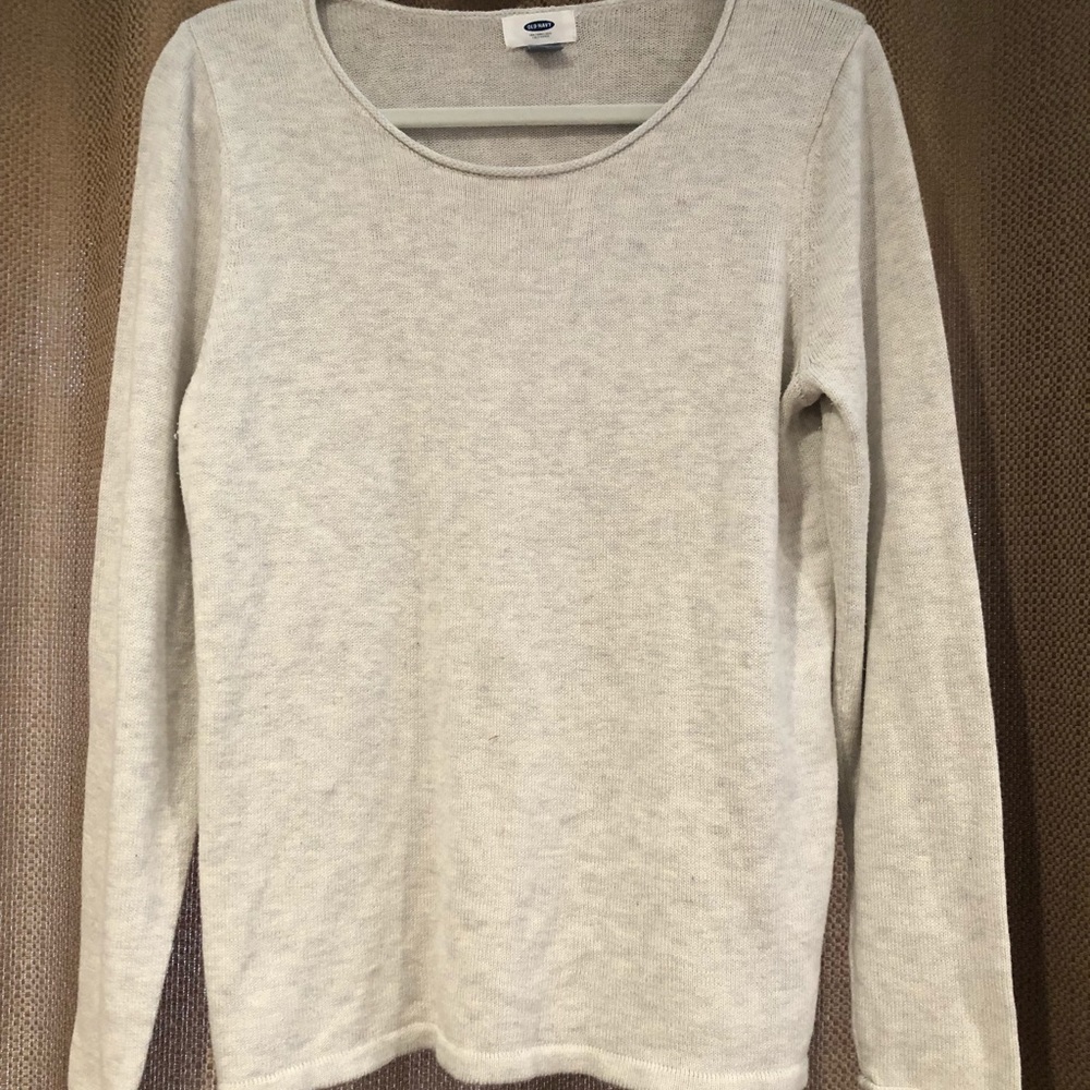 Old navy white sweater